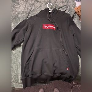 XL supreme hoodie